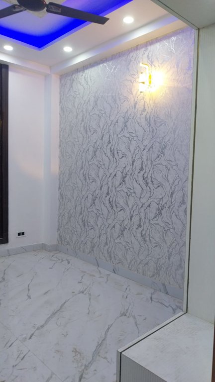  independent floors Bedroom