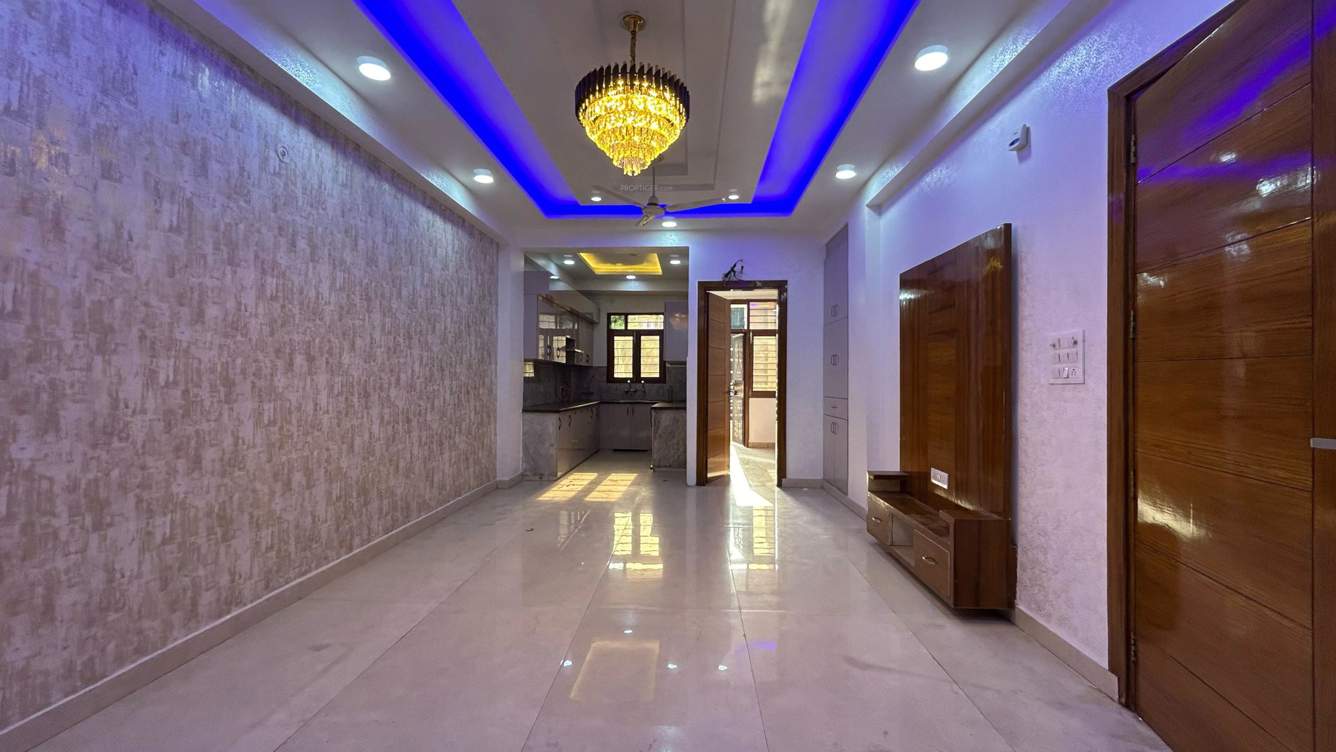  independent floors Living Area