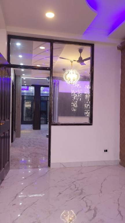  independent floors Living Area