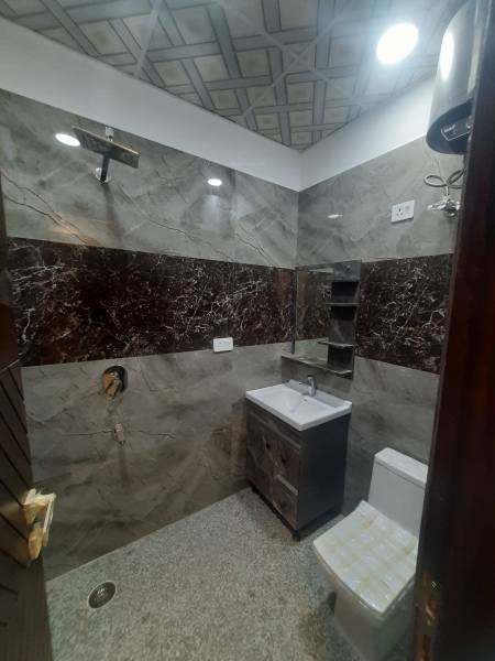  luxury-designer-homes Bathroom