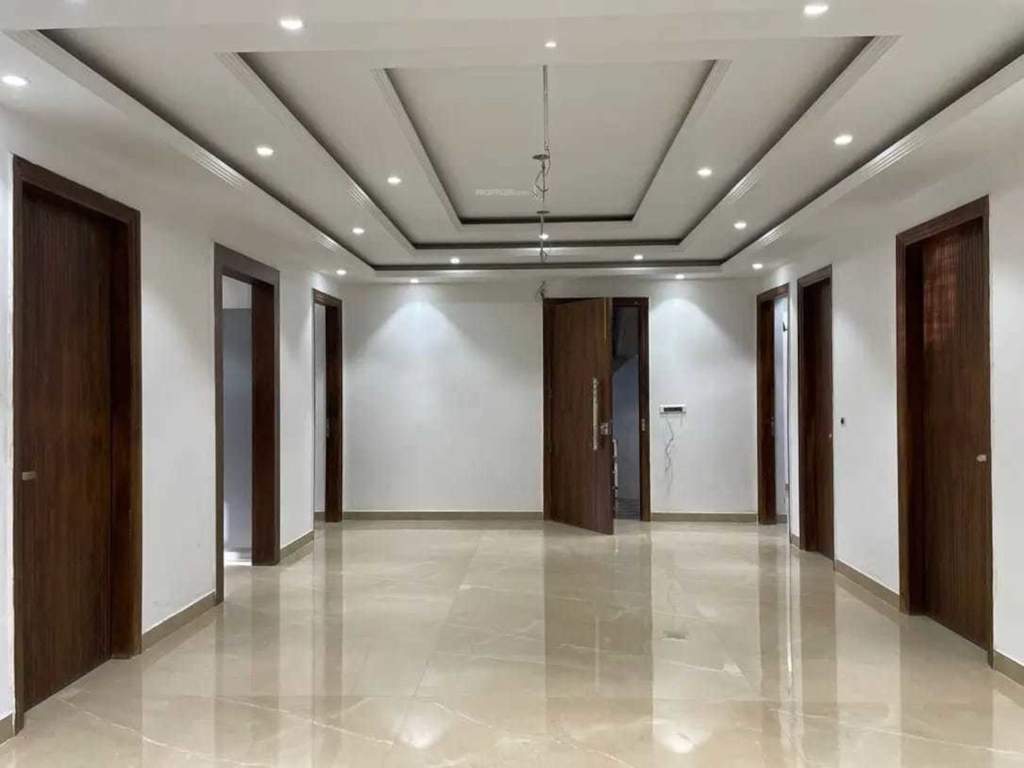  home craft ultra luxury floors 450 sq yd Living Area