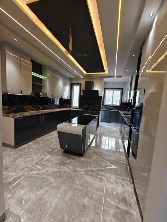 ultra luxury floors Kitchen