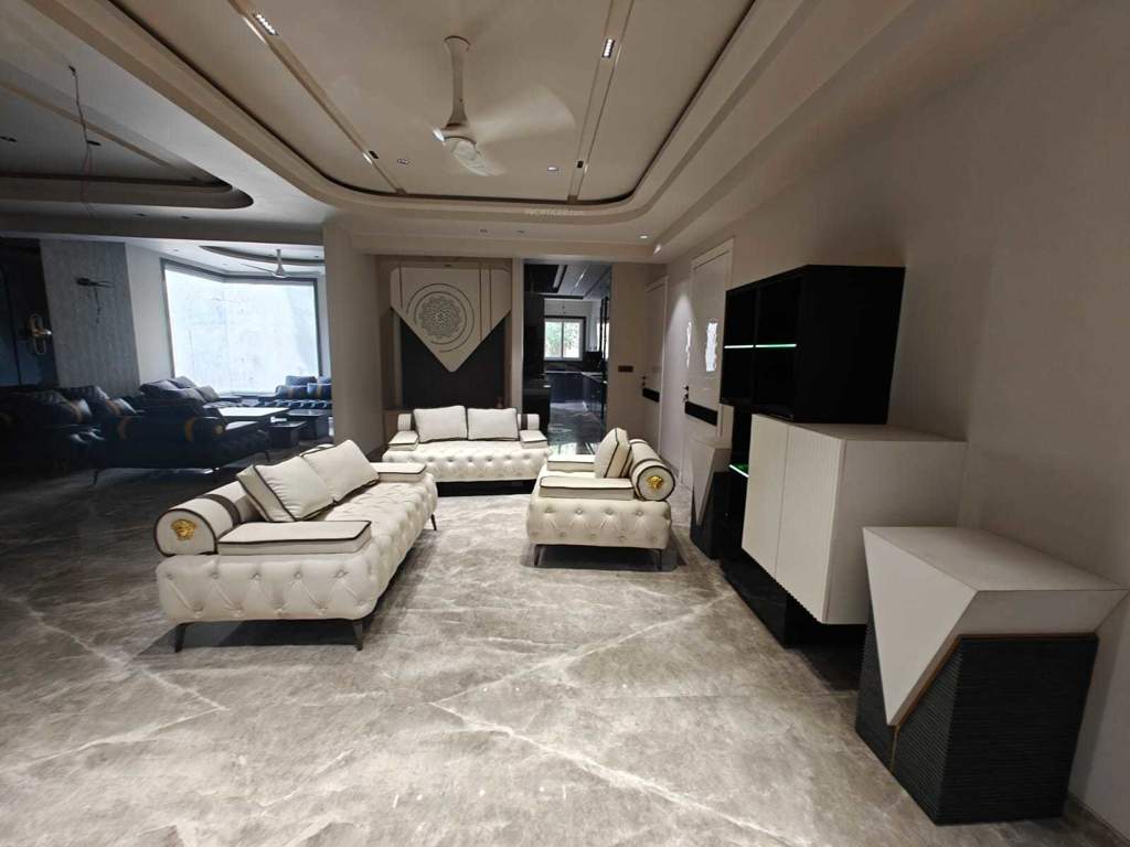 ultra luxury floors Living Area