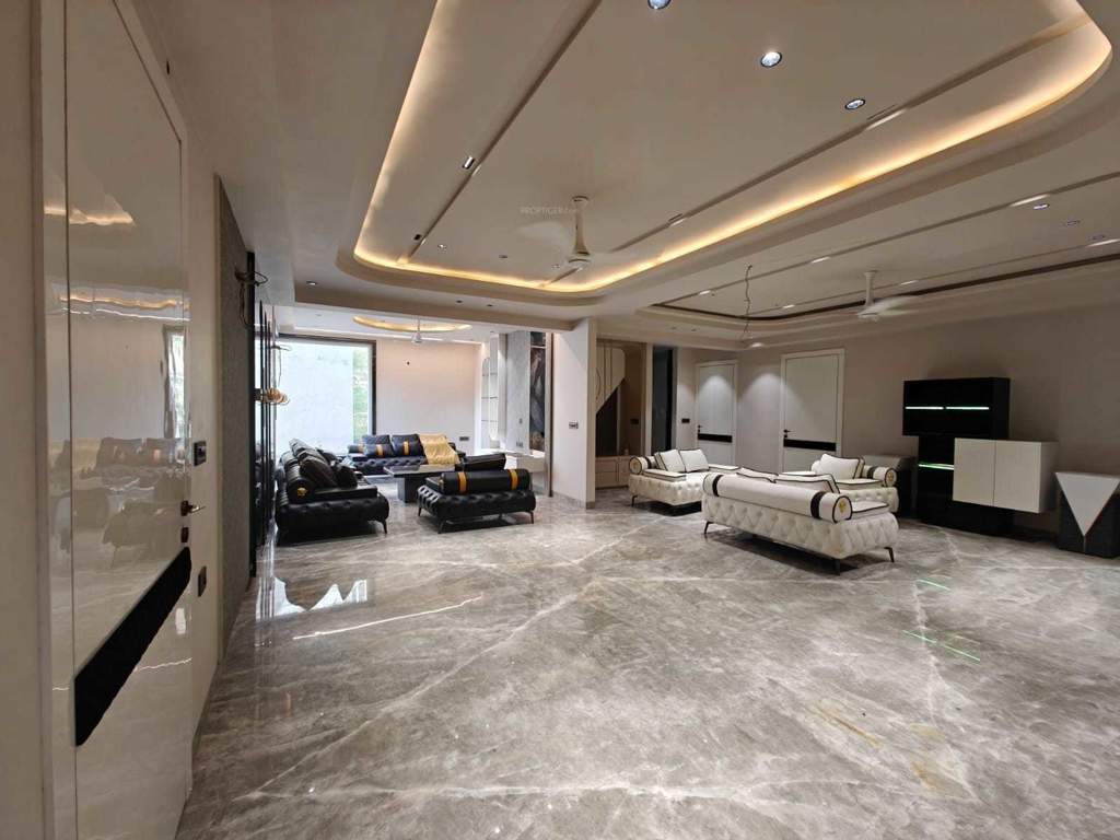 ultra luxury floors Living Area
