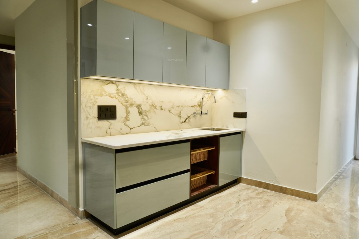  luxury floors Kitchen