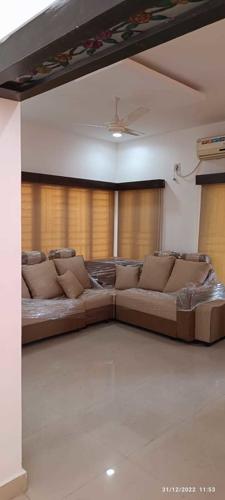  coastal-gardens Living Area