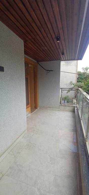  sr luxury homes Balcony