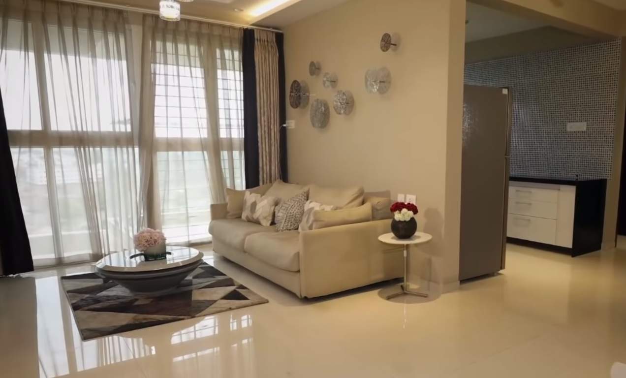  empire square phase iii Living Area