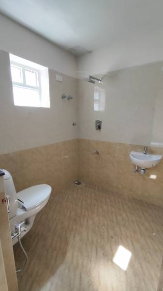  cloud-sky-sun-shine Bathroom