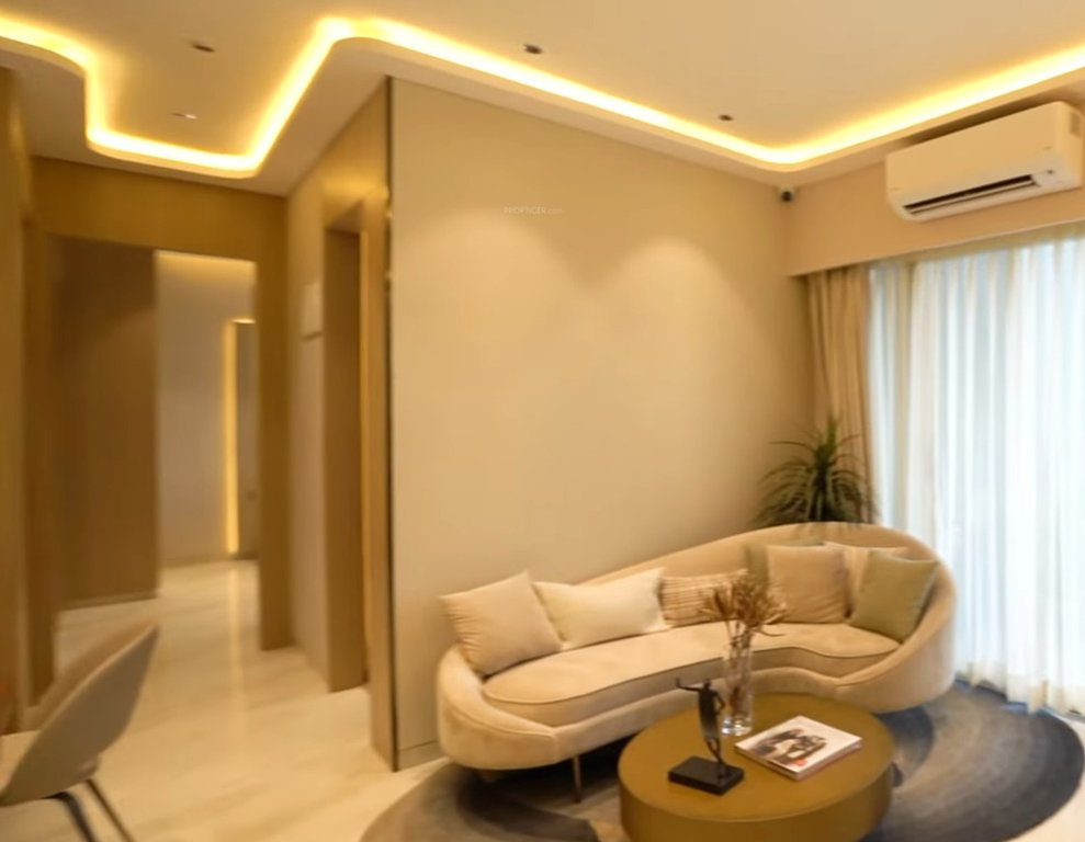  lands end breeze Living Area