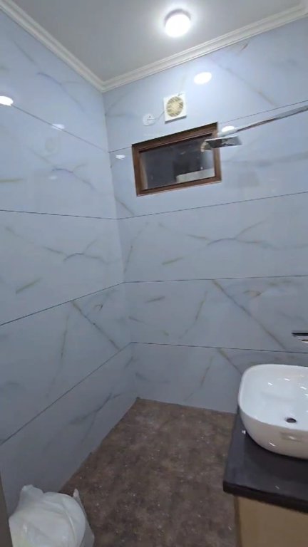premium floor Bathroom