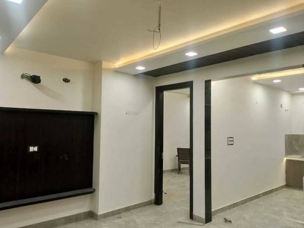  premium-floor Living Area