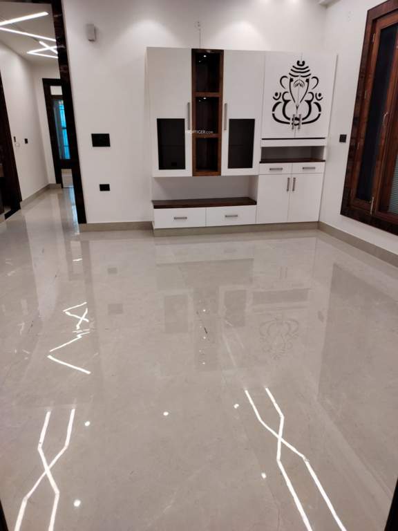  sr ultra luxury floors Living Area