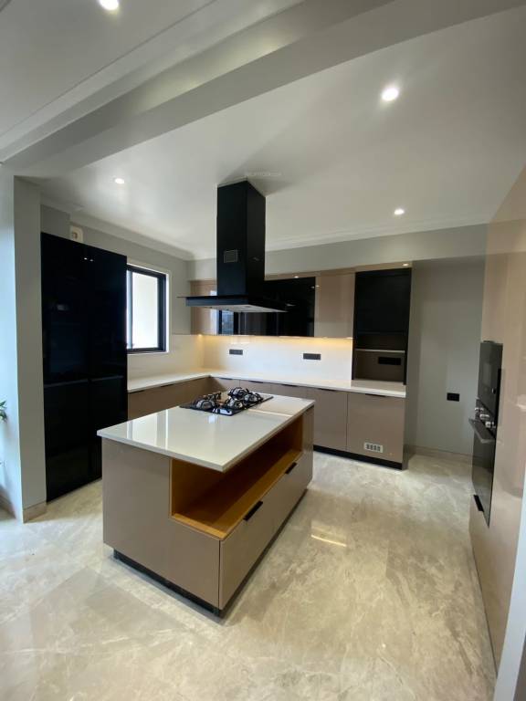  luxury builder floors 25 Kitchen