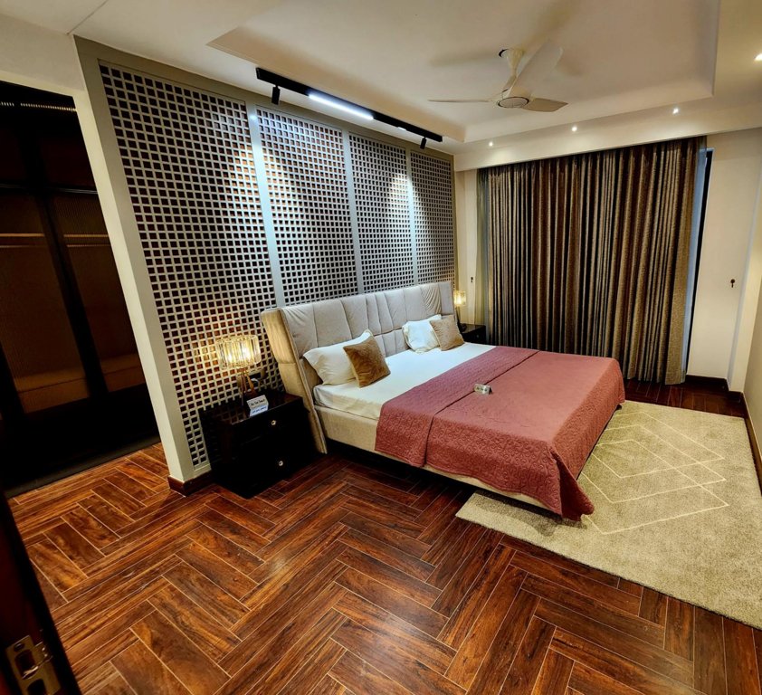  luxury builder floors 26 Bedroom