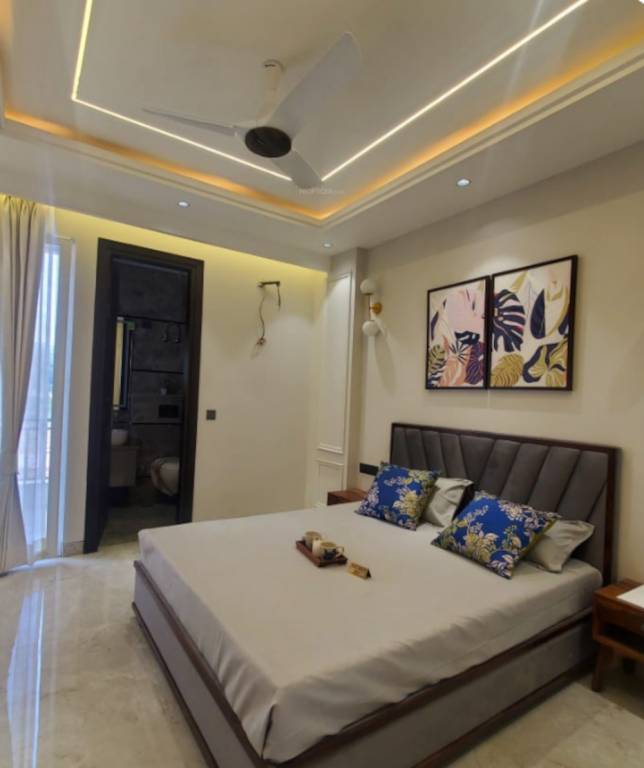 cbs luxury builder floors Bedroom