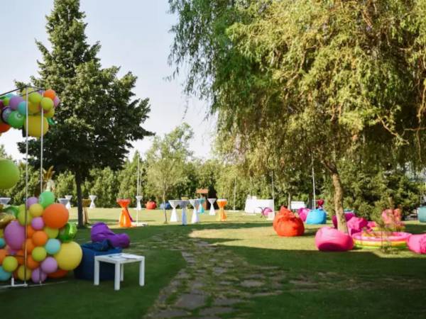  rang-rekha Party Lawn