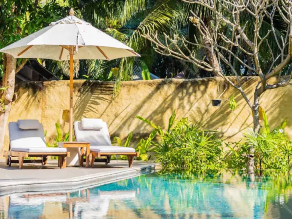  rang rekha Swimming Pool