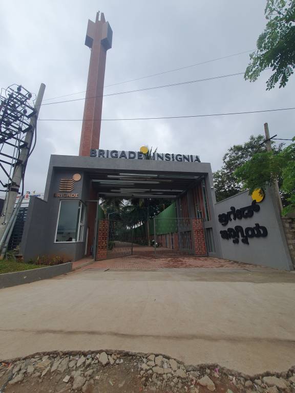  insignia Gated Community