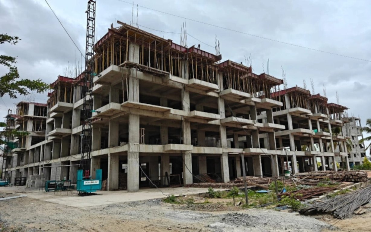  swarovski Swarovski Construction Status July 25