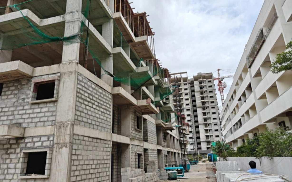  swarovski Swarovski Construction Status July 25