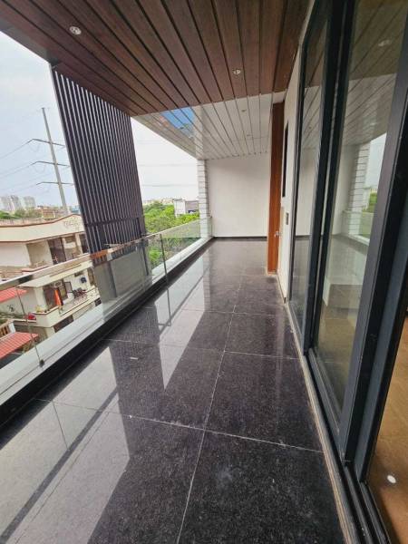 Balcony luxury-homes- Balcony