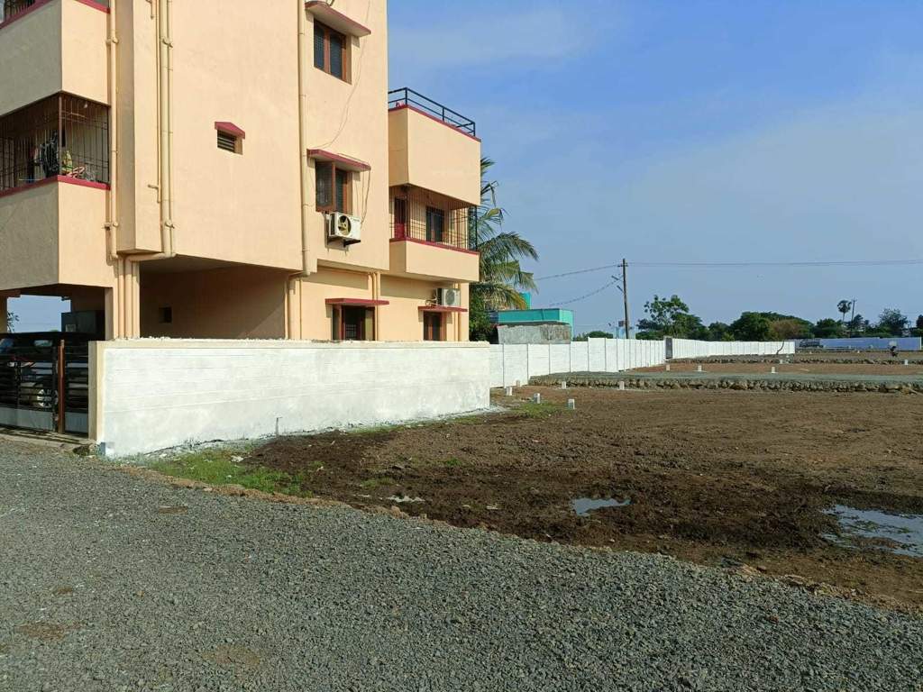  akash nagar Plot