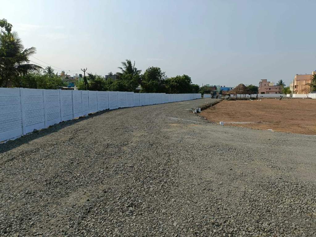  akash nagar Plot