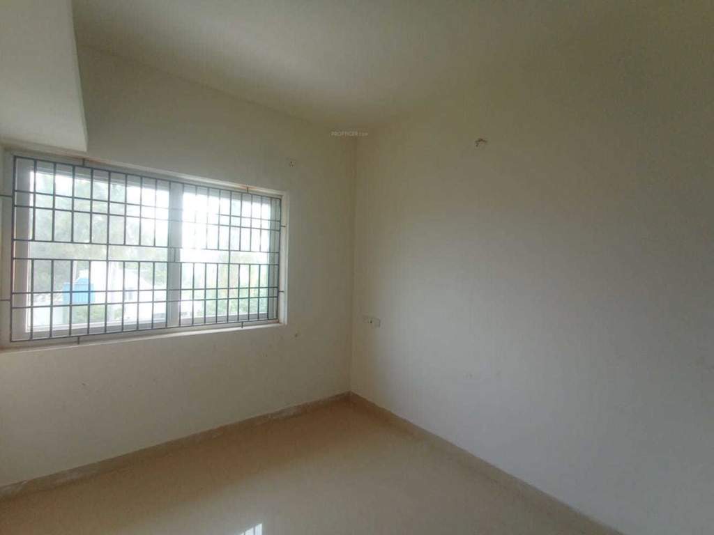  apartment Living Area