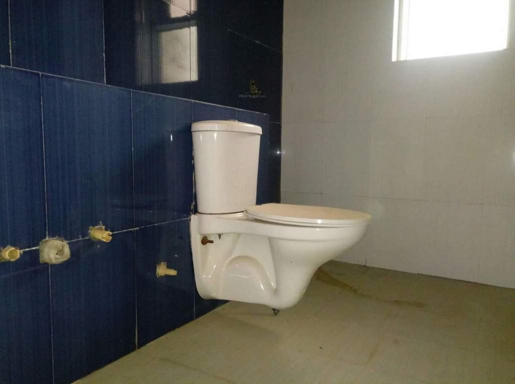  earthcon casa grande Bathroom