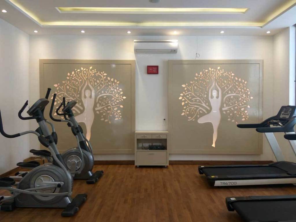 golf avenue Gymnasium