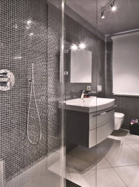  gold-residences Bathroom