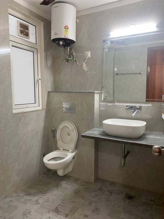  amit construction 6 Bathroom