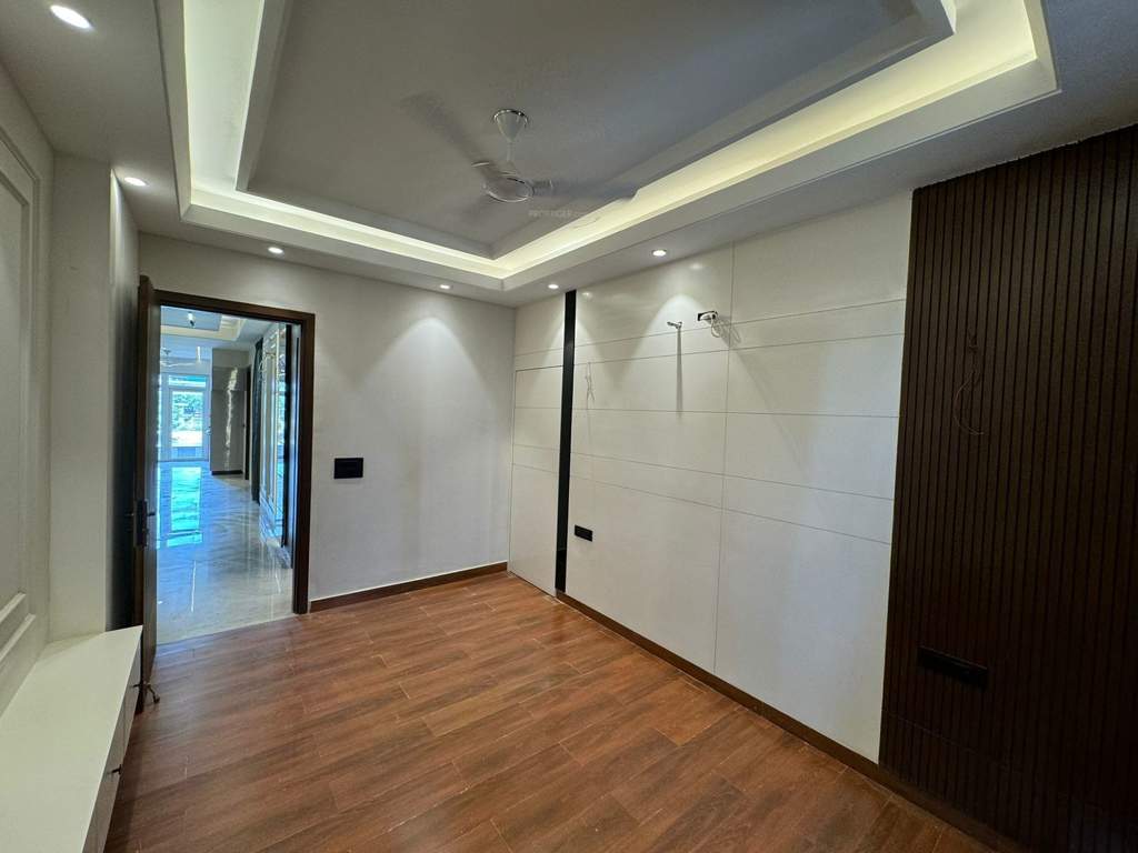  three ten floors Bedroom