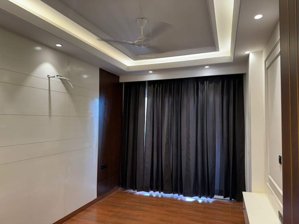  three ten floors Bedroom