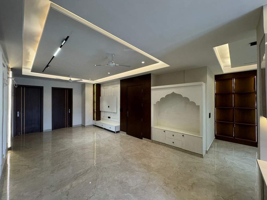  three ten floors Living Area