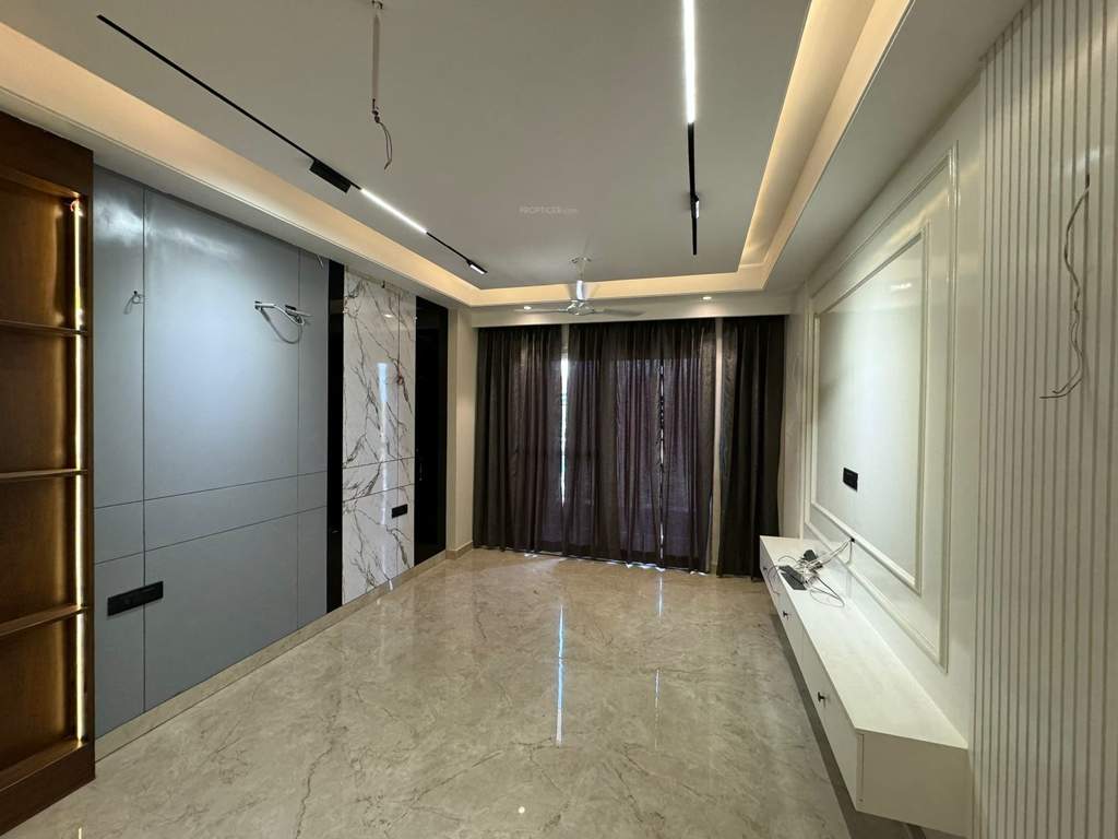  three ten floors Living Area