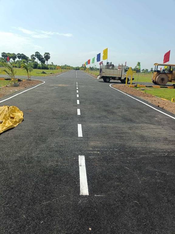  maha sri township Plot