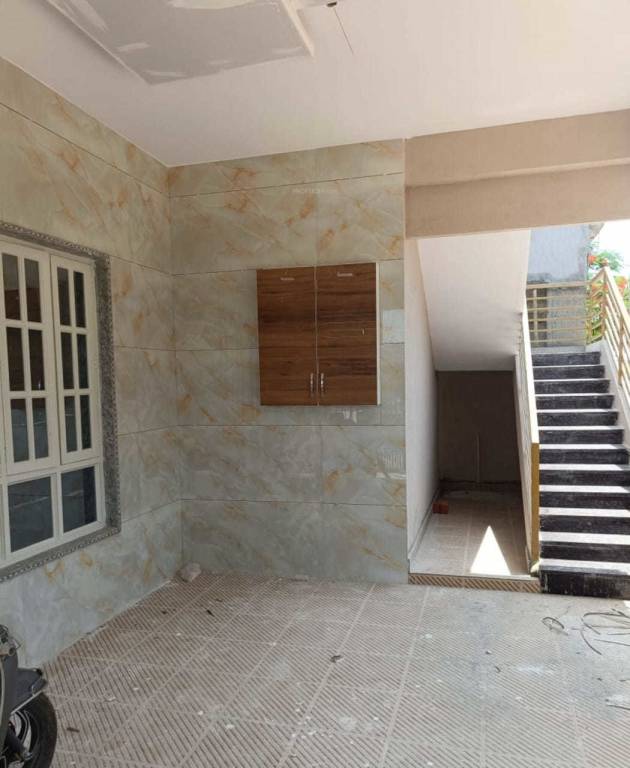  kodigehalli residential layout Lobby