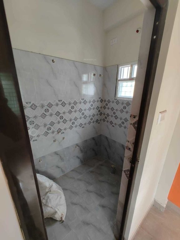  sri sai tharun flats Bathroom