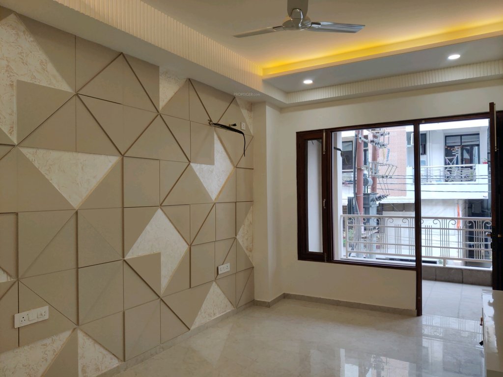  luxury floors Living Area