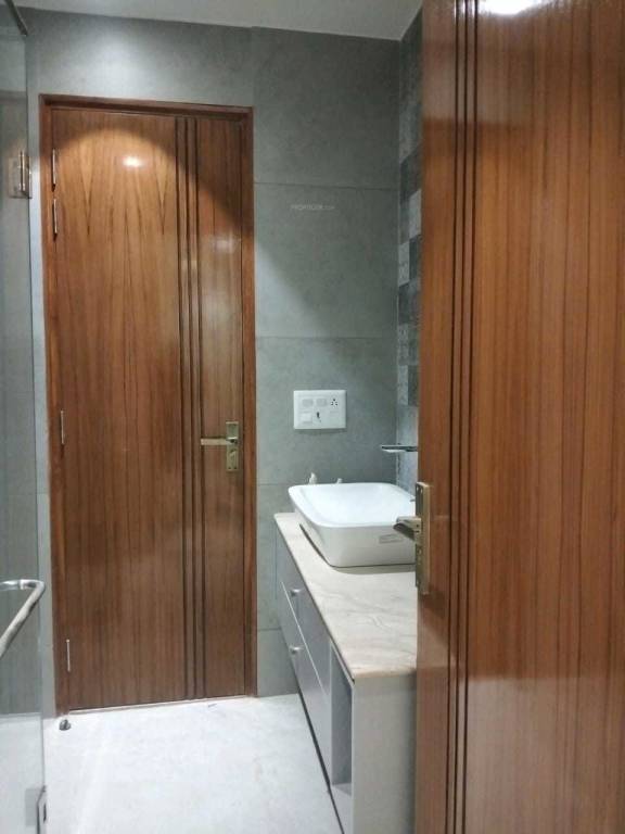 punjabi bagh floors Bathroom