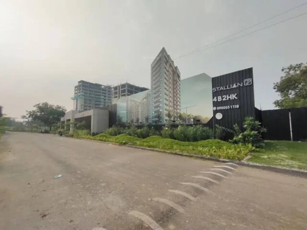 stallion 72 Block A Construction Status July 25