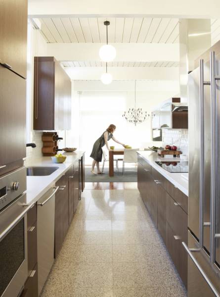  cendana-and-ss-kiavasa Kitchen