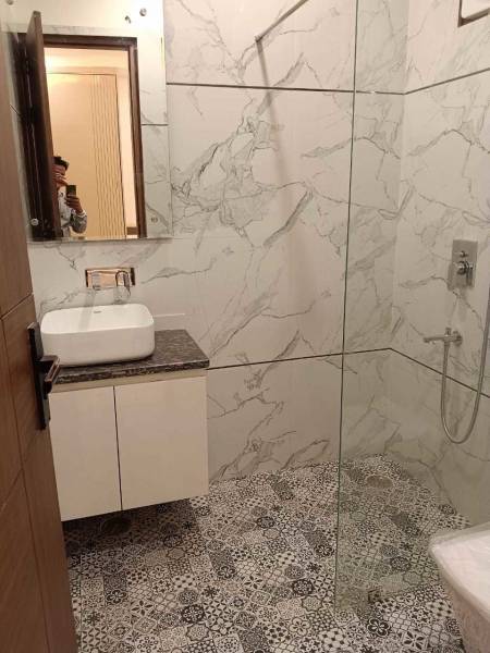 Bathroom luxury-floors Bathroom