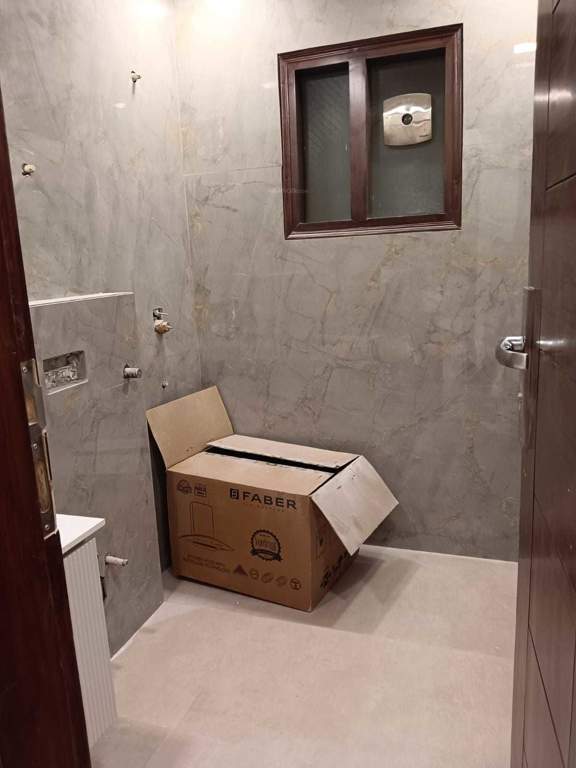  ultra luxury floors Bathroom