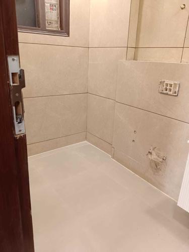  ultra-luxury-floors Bathroom