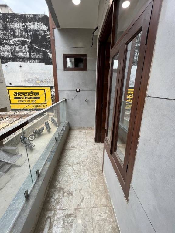 prope x luxury floors Balcony