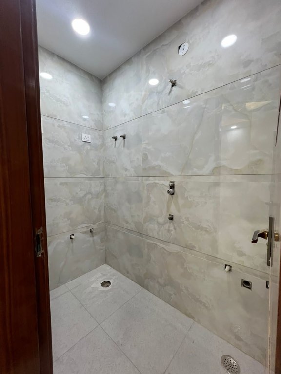 prope x luxury floors Bathroom