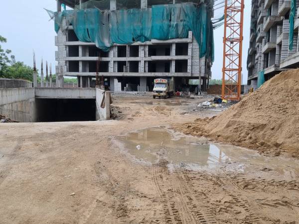  yash-imperia Block A Construction Status Aug-25